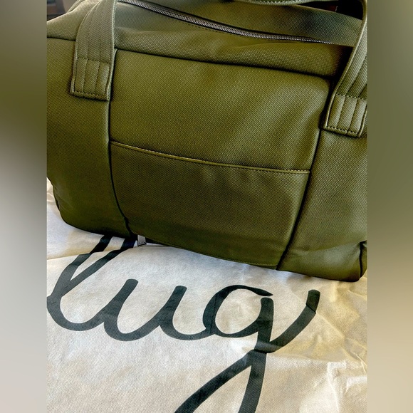 ✈️✈️  Lug Charger Matte Luxe Vegan Leather Bag - Touch feel tactile - Picture 12 of 15